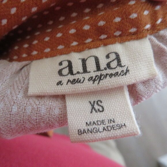 NWT ana A New Approach Sleeveless Square Neck Tank Top - Picture 5 of 5